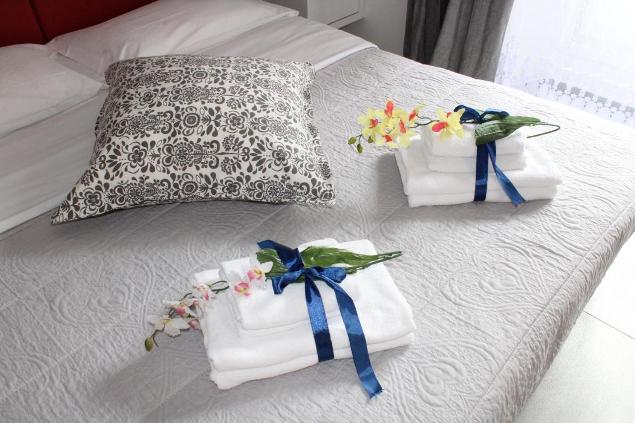 La Suite Rooms & Apartments Bologna Kültér fotó